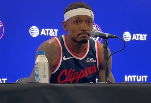 比尔:我100%想长留快船 我妻子就是洛杉矶的&我也很适应这里